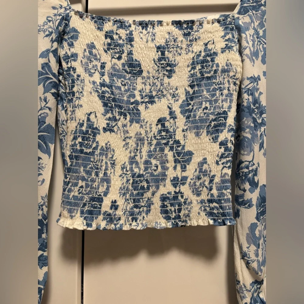 Women’s  Reformation Reign Top in Olympia size 2 - Picture 12 of 15